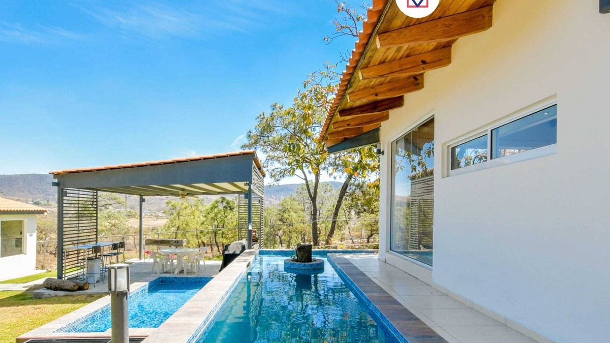 Zapopan House | Agave House Pool and BBQ