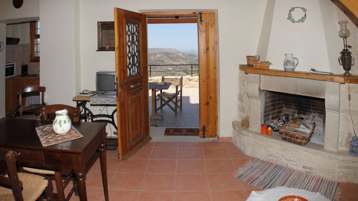 Petrokefalo House | Agioklima traditional Cretan house