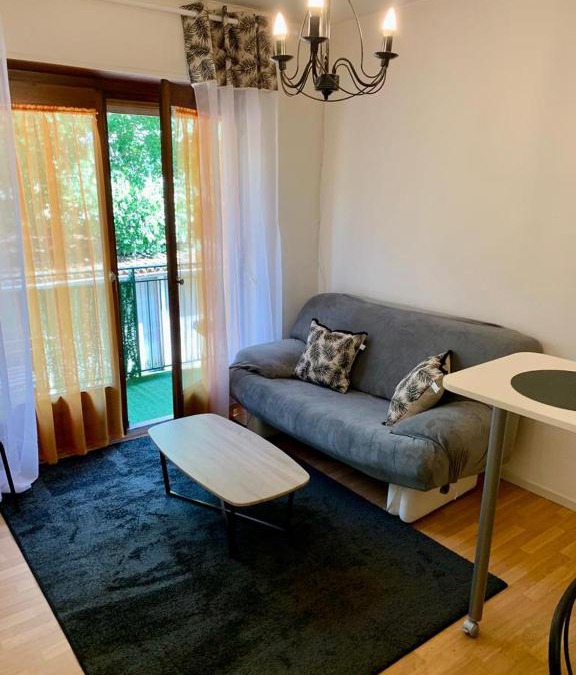 Forbach Apartment | Agréable appartement 2 pieces a forbach avec Garage fermé - check in autonome