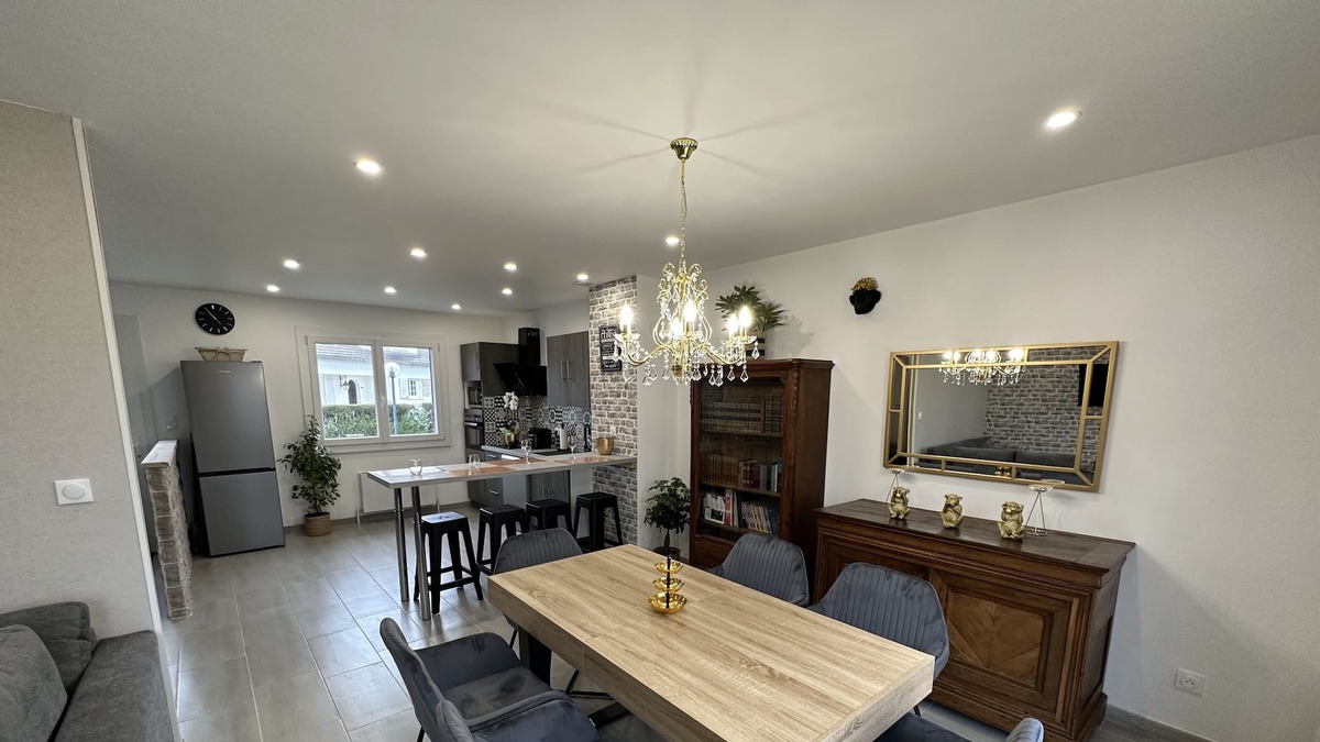 Joinville House | Agréable Maison Avec Jardin et Balcon à Joinville