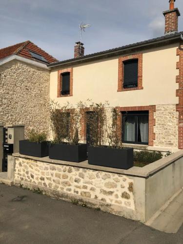 Pargny-les-Reims Apartment | Agréable maison petit jardin à 7 minutes de Reims