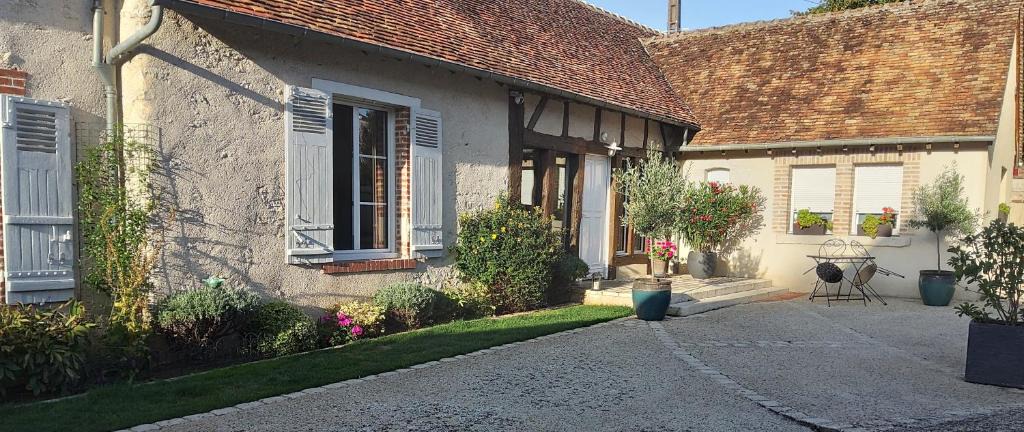 Nouan-sur-Loire Bed & Breakfast | Agréables chambres d'hôtes dans maison XVIIIe