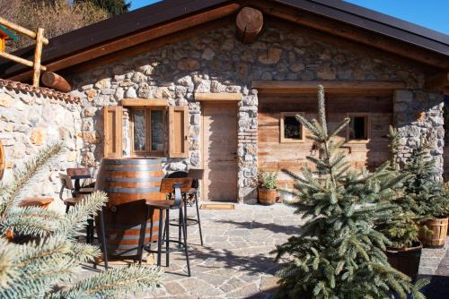 Fino del Monte Ski Chalet | Agri Alloggio La Quercia e il Frassino