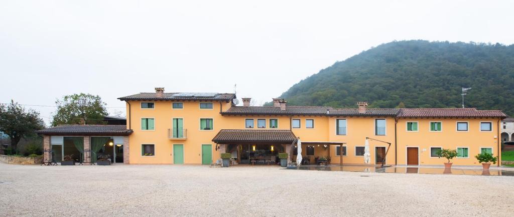 Castelgomberto House | Agri-alloggio le Poscole Al Canton
