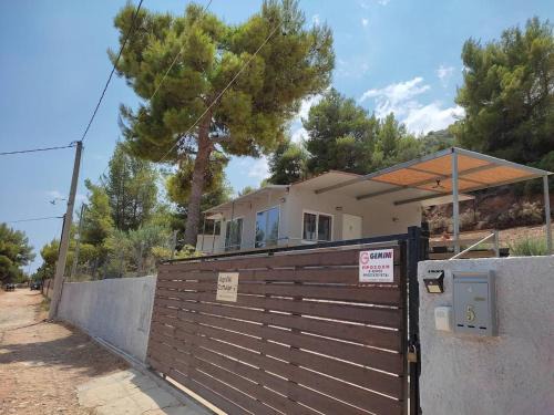 Marathon House | Agriliki Cottage With Amazing View In Nea Makri