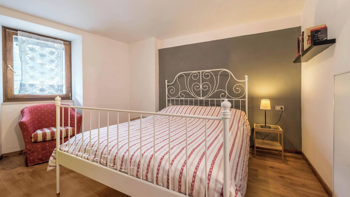 Canale di Tenno Apartment | Agriturismo "Al Gallo Nero Giallo" near Lake Garda with Mountain View & Terrace