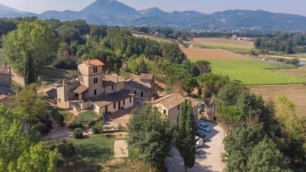 Montone Apartment | Agriturismo Borgo Pulciano in Montone