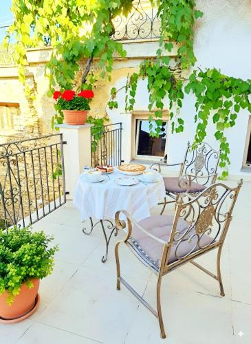 Aquila di Arroscia House | Agriturismo Borgo del Canto