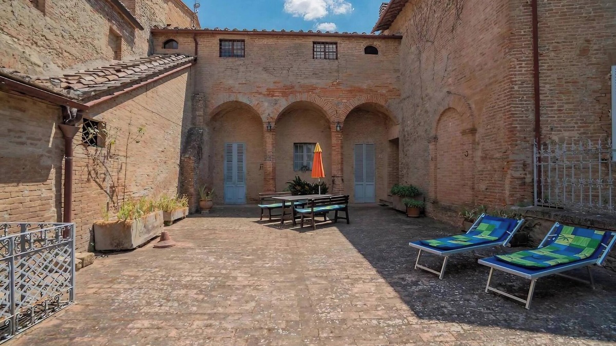 Buonconvento Other | Agriturismo La Ripolina