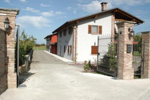 Collegno House | Agriturismo la Sforzata
