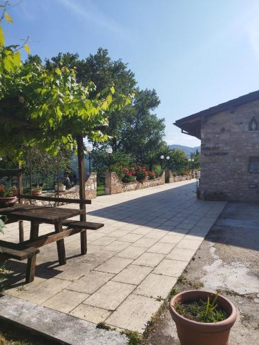 Castel di Tora House | Agriturismo le cascine