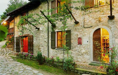 Artogne House | Agriturismo Le Frise