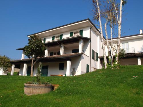 Ferrere House | Agriturismo Sette Colli