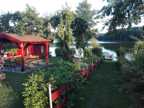 Kuty House | Agro-Tur Domki w Szuwarach