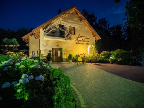Gryfow Slaski House | Agromurena