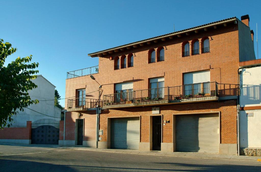 Avinyonet del Penedes House | Agroturisme Cal Jeroni