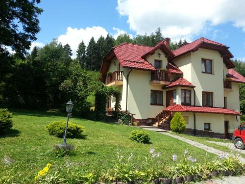 Niedzwiedz House | Agroturystyka Zagroda