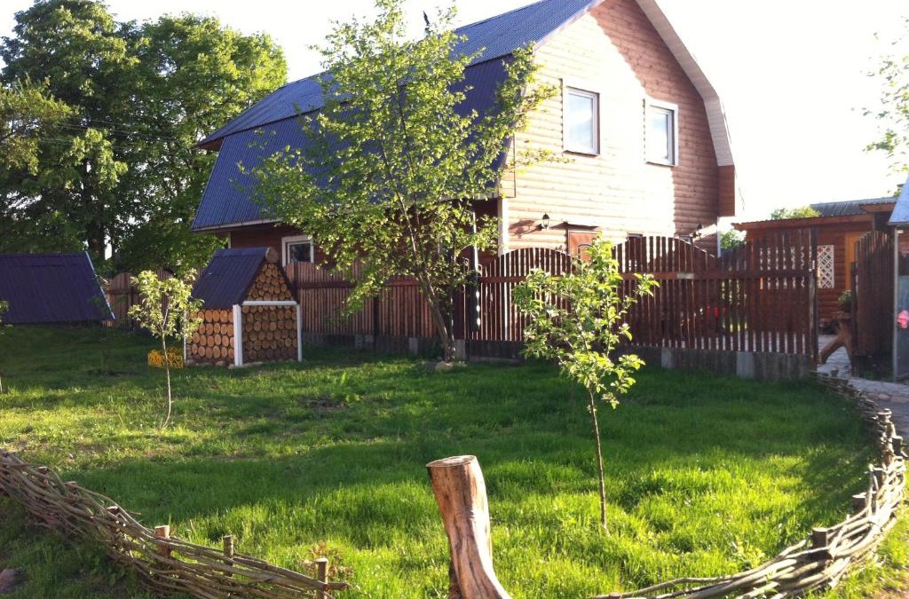Bronnaya Gora House | Agrousadba Vasilek