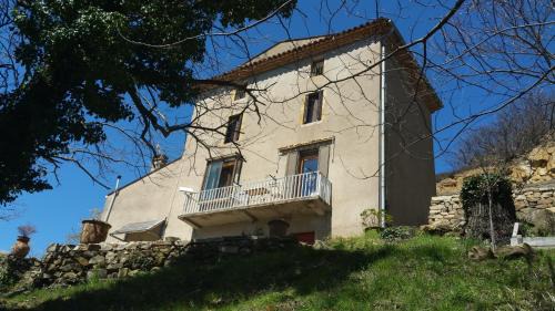 St Gervais sur Mare House | Agua de Estrellas