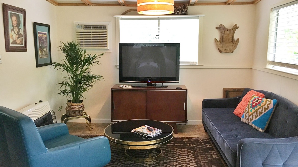 Austin Cottage | Agua Dulce Ranch, Casita #4