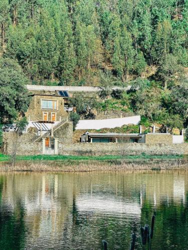 Castelo de Paiva House | Aguilhões River House