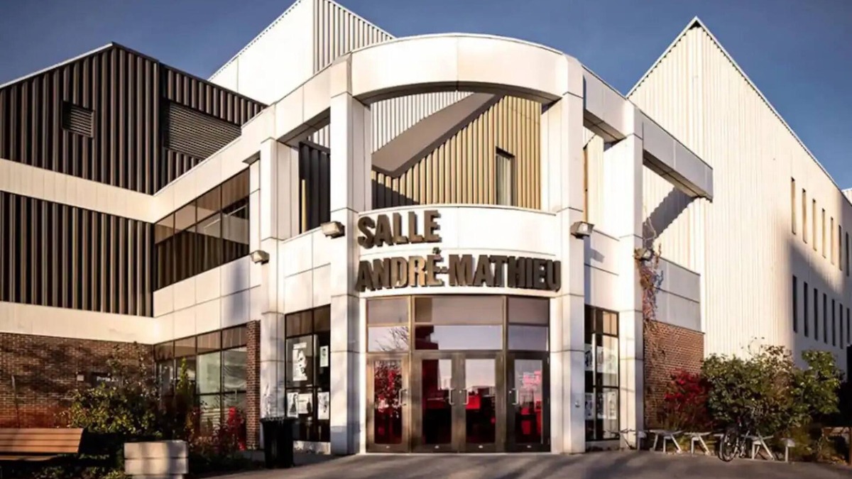 Laval Condo | Ahava, center of Laval