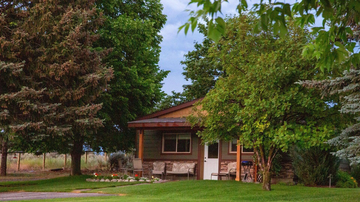 Stevensville Cabin | Ahhh, Montana! Peace & Quiet With Spectacular Views!
