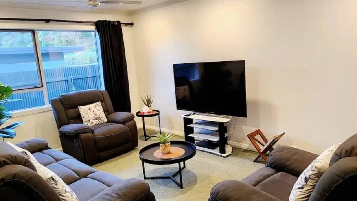 Ahuriri House | Ahuriri Escape - Home Away Home, Entire Bungalow