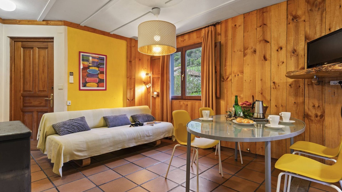 Taranes Cottage | AI Avatar Nature and Jacuzzi in Taranes, Asturias
