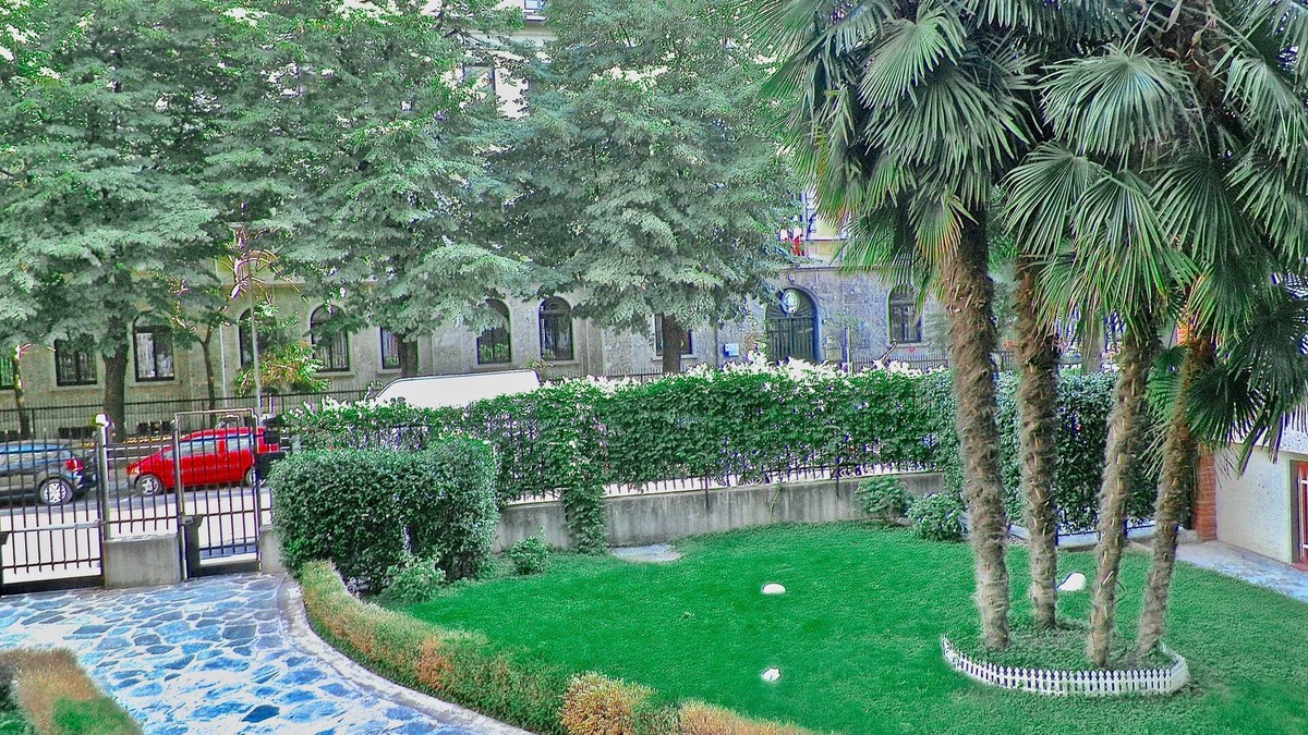 Chiesa Rossa House | Aiello Suites Executive