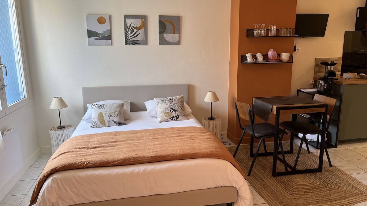 Chaille-les-Marais Apartment | Aigrette, Gîte 2 Personnes Avec Piscine Chauffée, Sud Vendée Littoral