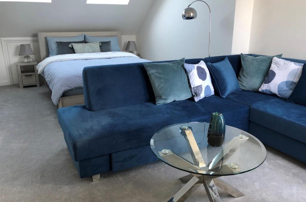 Larkswood House | Ainslie Loft in Chingford, London