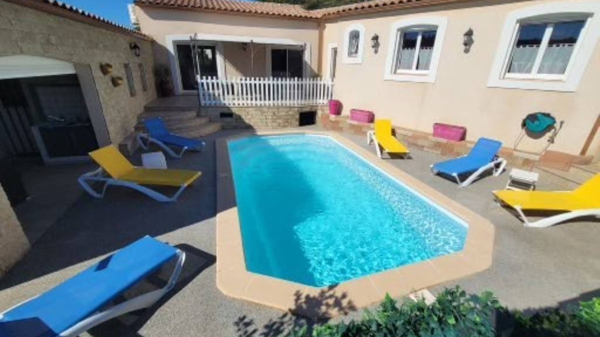 Montredon-des-Corbieres Villa | Air-conditioned villa 140m² + private swimming pool + wifi + independent arrival.