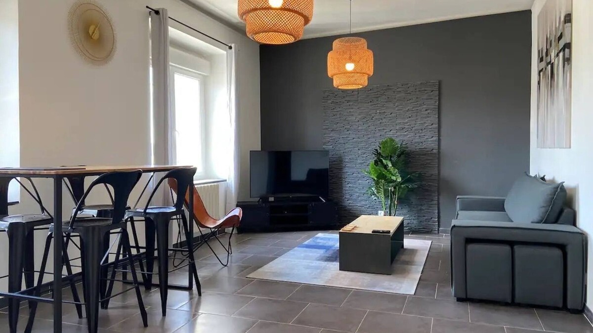 Morieres-les-Avignon Apartment | Air-conditioned apartment near the center