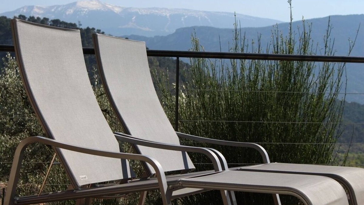 Buis-les-Baronnies Villa | Air-conditioned Villa Ventoux and heated swimming pool in Buis les Baronnies