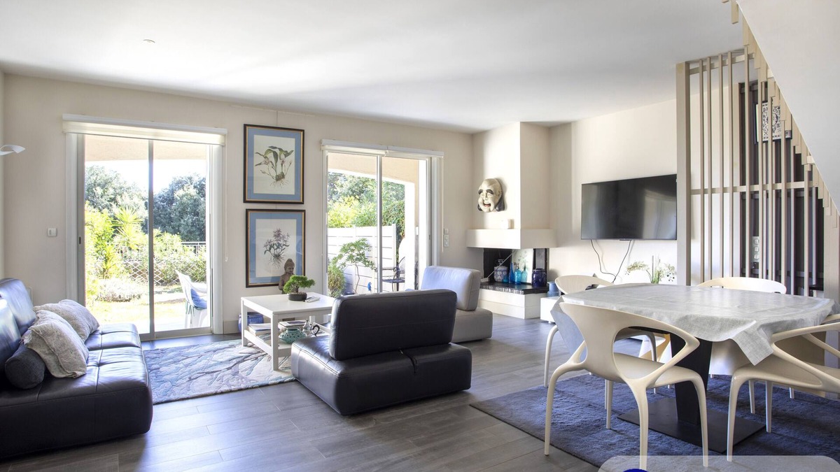Bastide Giraud House | Air-conditioned house in Residence