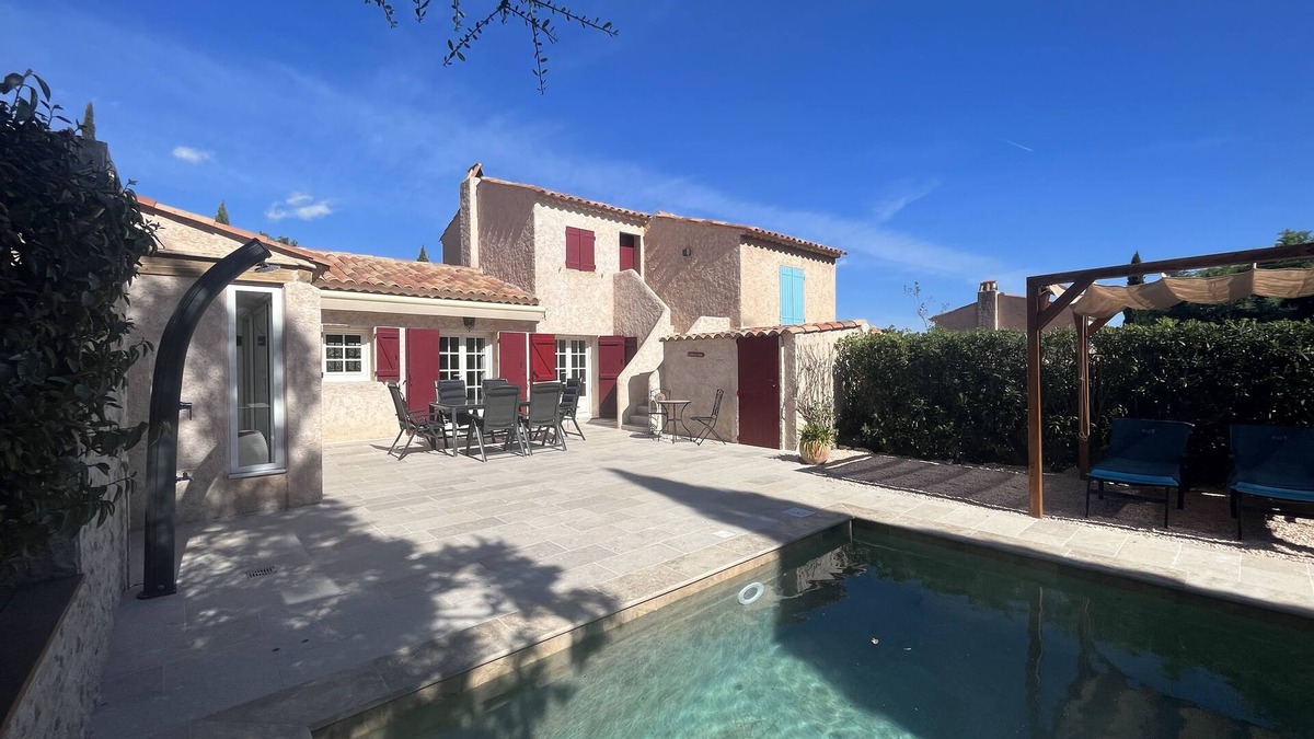 Plan-de-la-Tour House | Air-conditioned quiet vacation home with private pool 2 mn. from the village