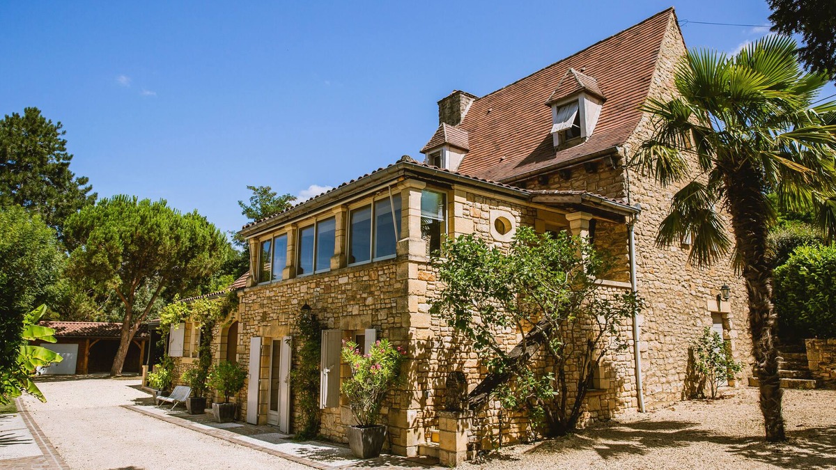 Sarlat-la-Caneda House | air-conditioned character house, garden, heated swimming pool, billiards games room