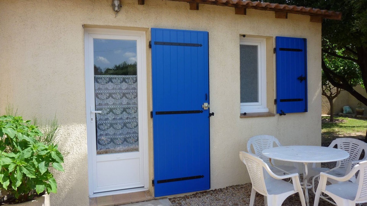 Vidauban Apartment | Air-conditioned and comfortable 2-person studio