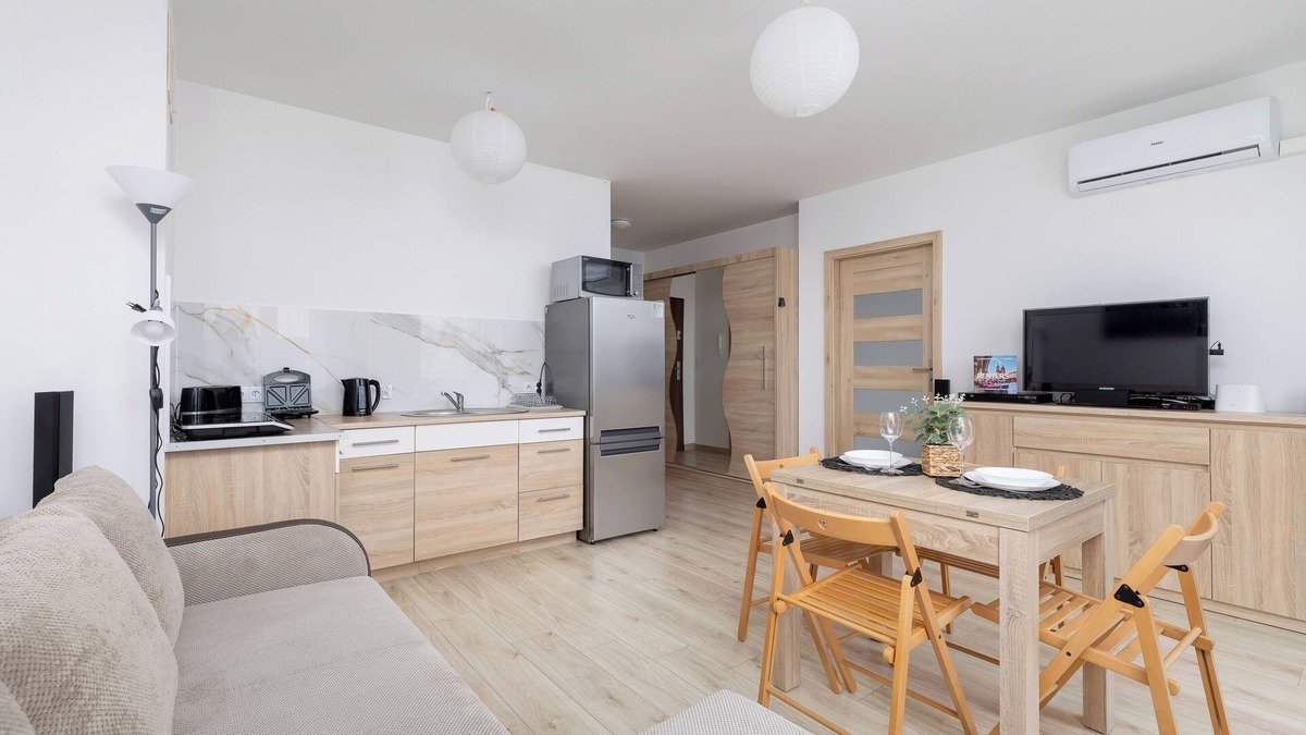 Wieliczka Apartment | Air-conditioned Apartment by Renters