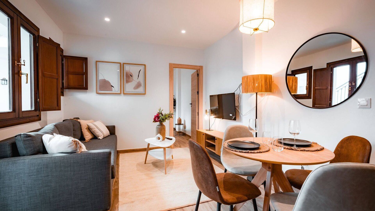 Cella Apartment | Air-conditioned apartment with wifi - QH Mirador San Cristobal 02