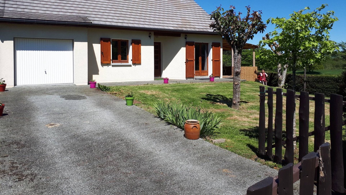 Calvinet House | Air-conditioned cottage ideal for a family in the countryside for 4 people