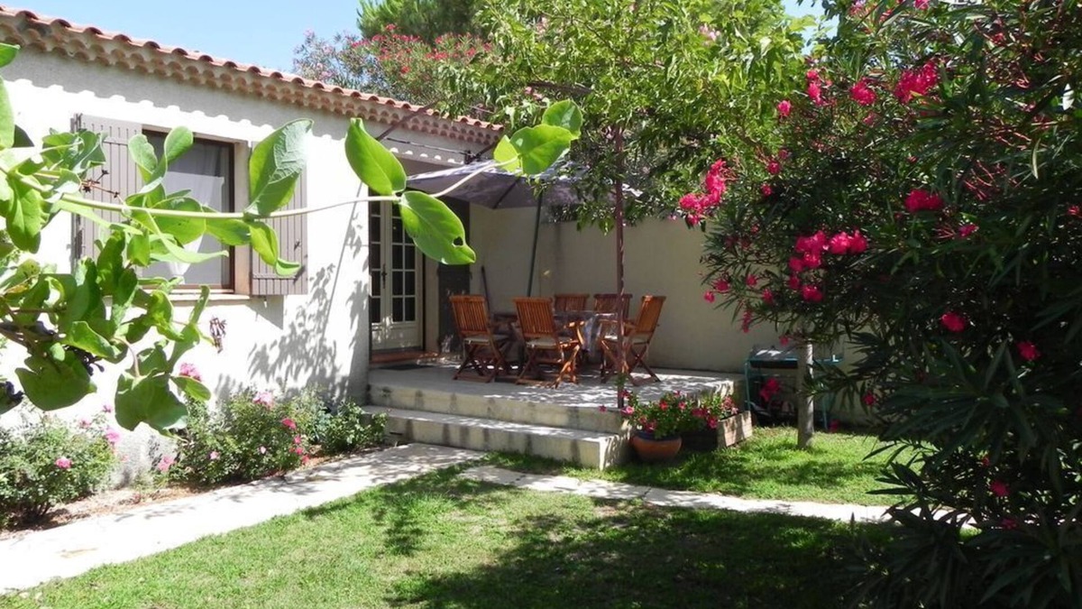 Boulbon House | Air-conditioned cottage at a fruit farmer-Li Fru