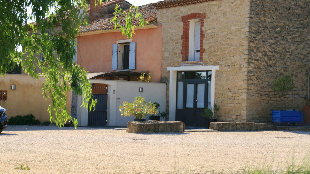 Monteux Apartment | Air-conditioned cottage with pool at Mas de la restanque