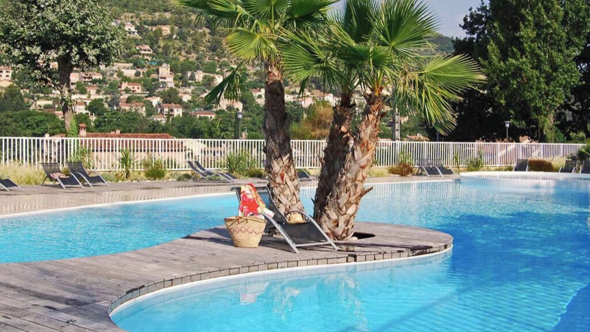 Sollies-Toucas Cottage | Air-conditioned cottage for 4 - 6 people, swimming pool, nature