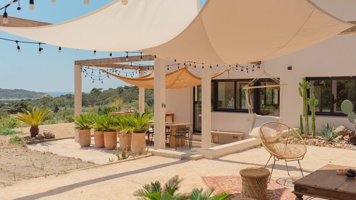 Giens House | Air-conditioned villa, superb sea and island views, 4 bedrooms, small pool