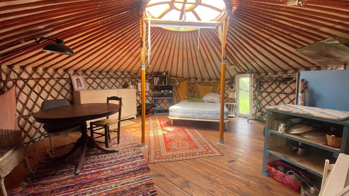 Lussas Other | Air-conditioned yurt, near a silkworm nursery amid 8 hectares of wild thyme