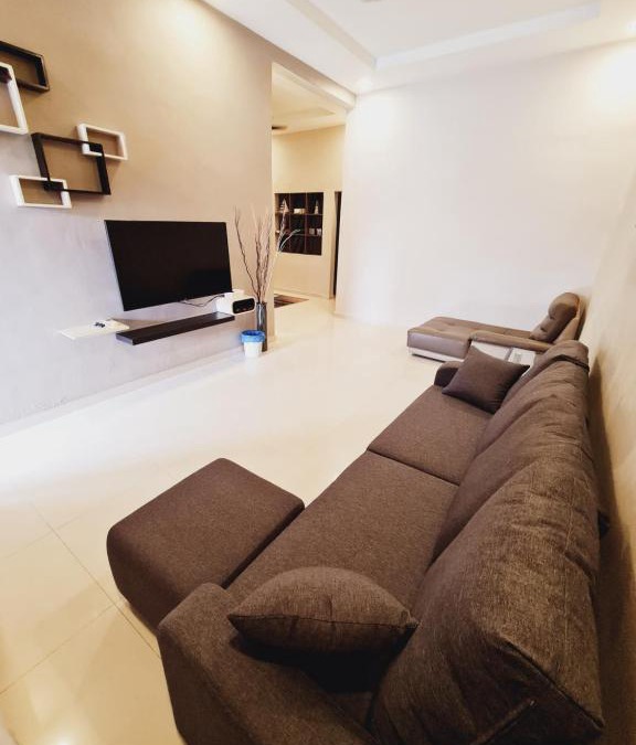 Larut House | Air-home No135 Kampung Boyan, 3BR, 6pax Netflix