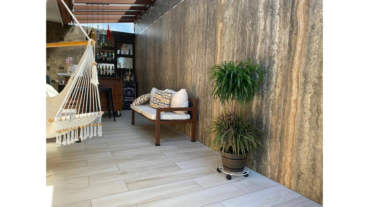 Cacique House | Airport residence 2 - Edward & Familia Inn, two bedns rB&B, A/C, full eqpd, BBQ