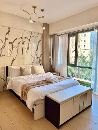 Luzon Apartment | Airport Stay Newport City Pasay Walk to NAIA T3